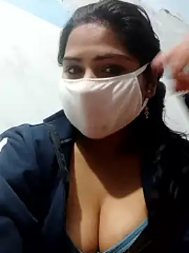 ritu7755 online show from 01/17/26, 04:43