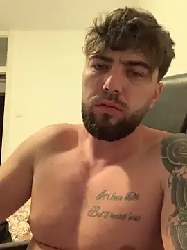 MasterRaylei1 online show from 01/05/26, 06:33