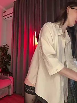 LuxBrunette  online show from 03/16/26, 05:44