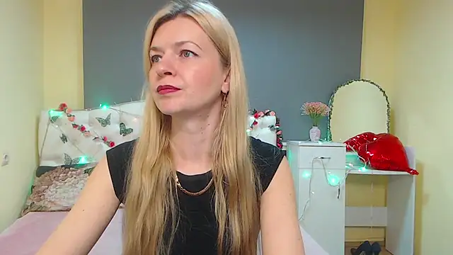 MelissaTyler online show from 04/18/26, 05:33