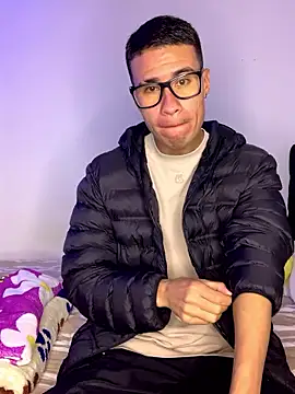 Latin Paisa Boy online show from 01/11/26, 03:06