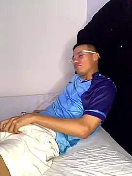 Latin Paisa Boy online show from 01/15/26, 10:31