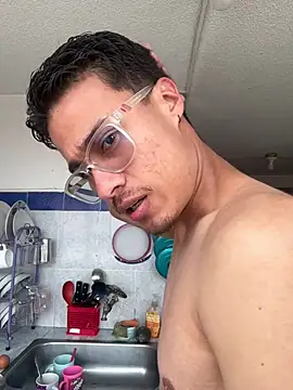 Latin Paisa Boy online show from 03/22/26, 06:11