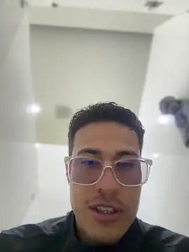 Latin Paisa Boy online show from 04/18/26, 07:58