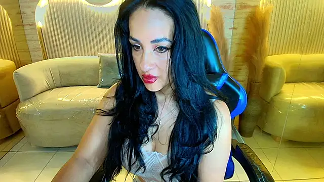 charlotte r  online show from 01/08/26, 03:42