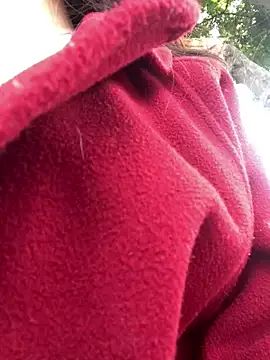 Molly-xiao online show from 04/15/26, 10:11