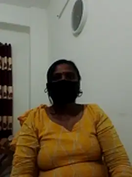 Snapshot of Hot_Sweety02 chatting on 03/23/26, 10:14 Hot Sweety02 online show from 03/23/26, 10:14