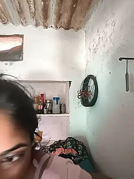 Snapshot of Naughty_Seema chatting on 06/12/26, 01:15 Naughty Seema online show from 06/12/26, 01:15
