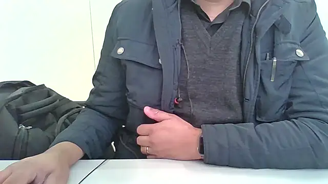 Snapshot of Moreno_Casado_Safado chatting on 02/23/26, 11:18 Moreno Casado Safado online show from 02/23/26, 11:18