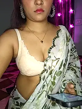 Snapshot of Saumyy chatting on 02/24/26, 05:44 Saumyy online show from 02/24/26, 05:44