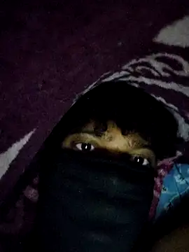 Snapshot of theboyas chatting on 01/11/26, 04:45 theboyas online show from 01/11/26, 04:45