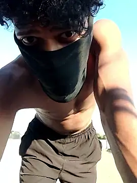 Snapshot of theboyas chatting on 01/13/26, 10:09 theboyas online show from 01/13/26, 10:09