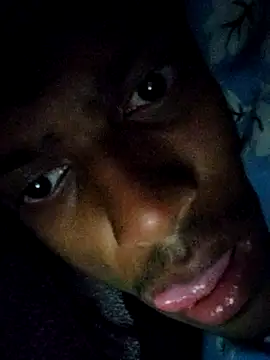 Snapshot of theboyas chatting on 01/14/26, 04:23 theboyas online show from 01/14/26, 04:23