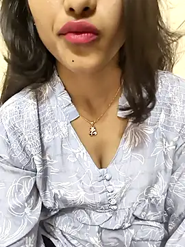 Snapshot of Yours-Zeenat chatting on 05/05/26, 07:38 Yours-Zeenat online show from 05/05/26, 07:38