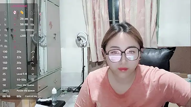 Snapshot of nuomimi chatting on 05/31/26, 01:40 nuomimi online show from 05/31/26, 01:40