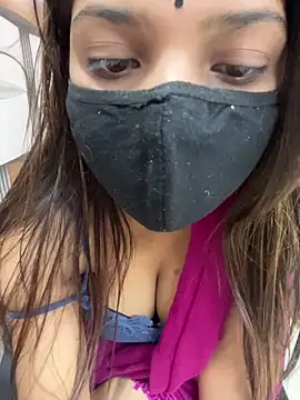 Luxuryalexa986 online show from 04/11/26, 07:02