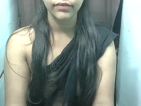 Snapshot of hot-riyyaaa chatting on 03/29/26, 06:30 hot-riyyaaa online show from 03/29/26, 06:30