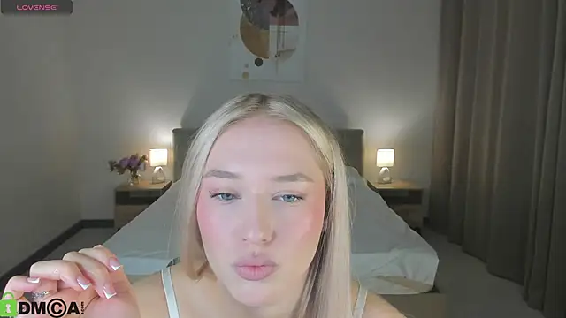 ChloeAlba online show from 01/19/26, 04:05