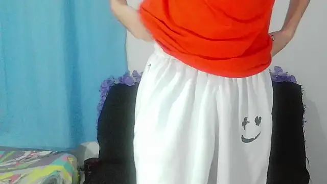 Snapshot of nico22love chatting on 02/01/26, 12:04 nico22love online show from 02/01/26, 12:04