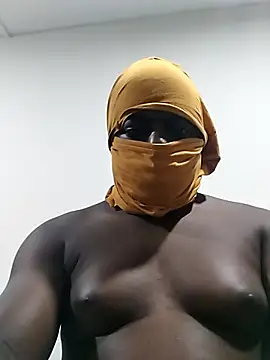 Snapshot of Bra-G chatting on 02/12/26, 11:00 Bra-G online show from 02/12/26, 11:00