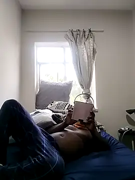 Snapshot of Bra-G chatting on 03/01/26, 09:11 Bra-G online show from 03/01/26, 09:11