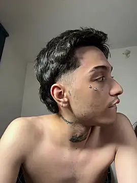 itselladoll online show from 02/07/26, 06:28