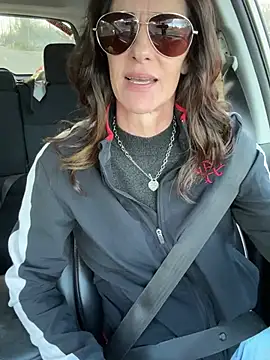 Snapshot of Edens_Promise chatting on 01/12/26, 02:55 Edens Promise online show from 01/12/26, 02:55