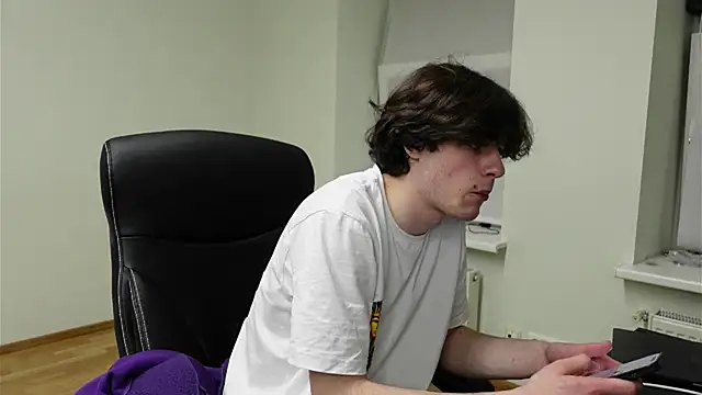 Daniel Shawnn online show from 03/31/26, 08:53