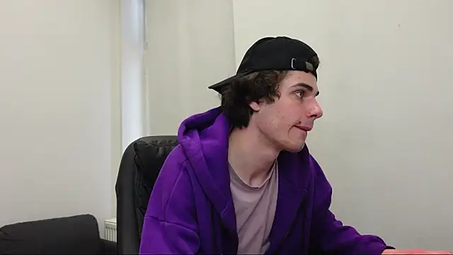 Daniel Shawnn online show from 04/02/26, 02:04