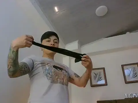 kat paradise online show from 01/08/26, 12:18