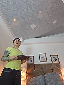 kat paradise online show from 05/19/26, 11:49