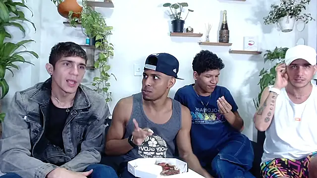 Interracial Snow Bunny online show from 02/21/26, 09:16