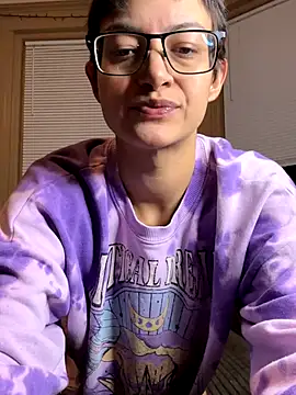 Snapshot of FaiiryArii chatting on 01/08/26, 07:10 FaiiryArii online show from 01/08/26, 07:10