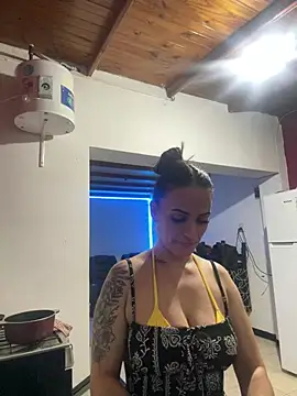 donatella07 online show from 01/12/26, 12:16