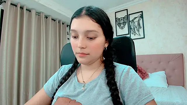 littlemolly walcott online show from 03/03/26, 12:28