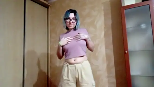 Snapshot of EvonTabb chatting on 02/24/26, 02:15 EvonTabb online show from 02/24/26, 02:15