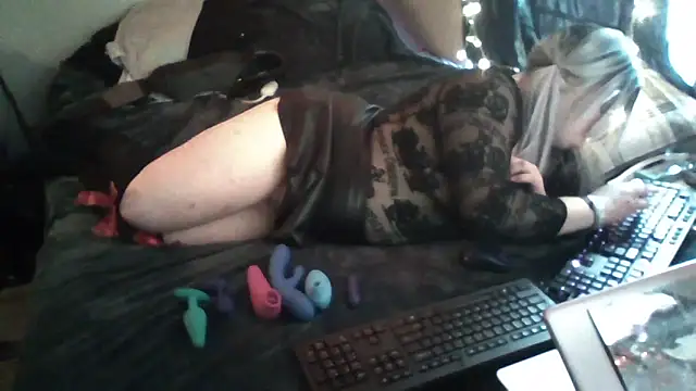 UnpleasantFan156 online show from 01/16/26, 08:46