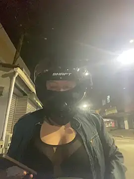 Scarlet auraa online show from 01/10/26, 01:29