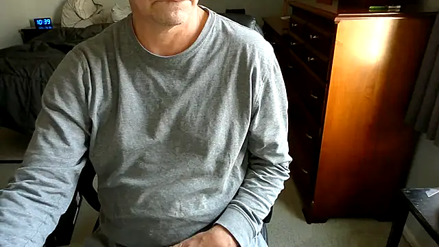 MatureSexy1700 online show from 01/11/26, 03:39