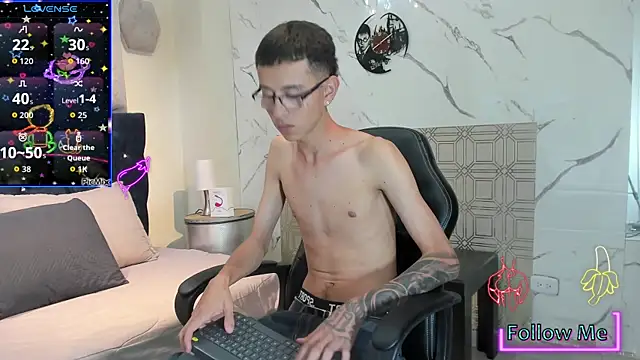 asher lux online show from 04/03/26, 08:51