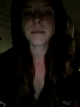 Snapshot of NickiiBianca chatting on 01/15/26, 04:28 NickiiBianca online show from 01/15/26, 04:28