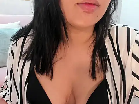 Snapshot of RavenPeachy chatting on 01/09/26, 08:21 RavenPeachy online show from 01/09/26, 08:21