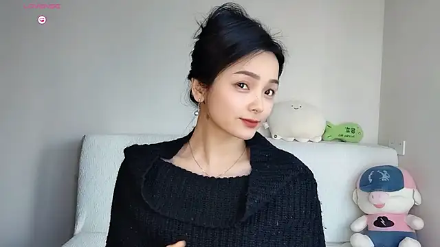 Snapshot of -J-o-y- chatting on 01/13/26, 02:28 -J-o-y- online show from 01/13/26, 02:28