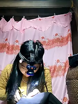 Hiniyk2 online show from 02/06/26, 02:05