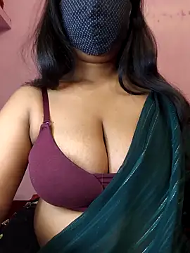 Snapshot of Simmisingh99 chatting on 03/28/26, 03:55 Simmisingh99 online show from 03/28/26, 03:55