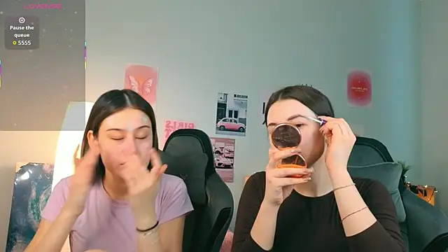 Doublechocolatee online show from 01/13/26, 08:41