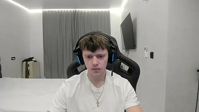 Snapshot of bonekoambalabu chatting on 02/15/26, 05:26 bonekoambalabu online show from 02/15/26, 05:26