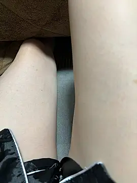 maonyan6 online show from 04/11/26, 02:43