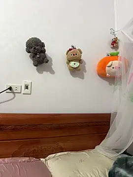 Small big online show from 03/02/26, 01:52