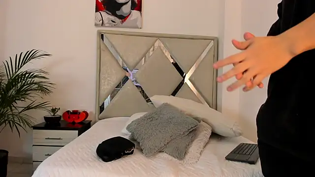 Liam saint online show from 02/19/26, 12:34